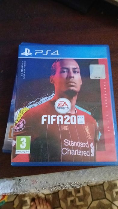 Ps4 във перфектно състояние