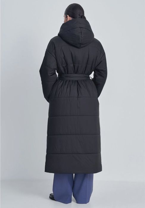 Стеганное утепленное пальто