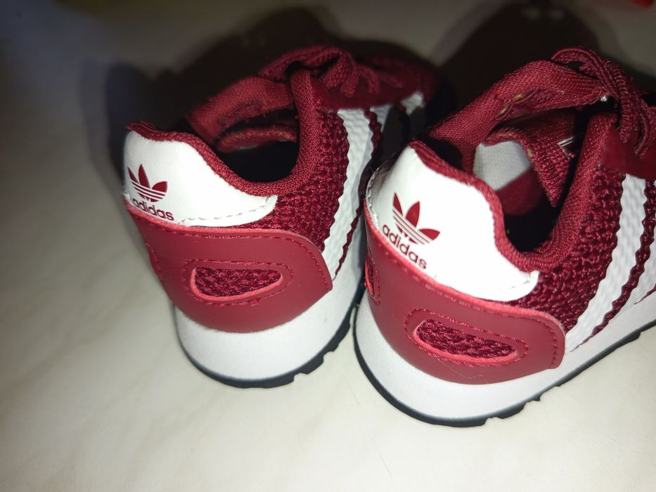Adidas mărimea 19