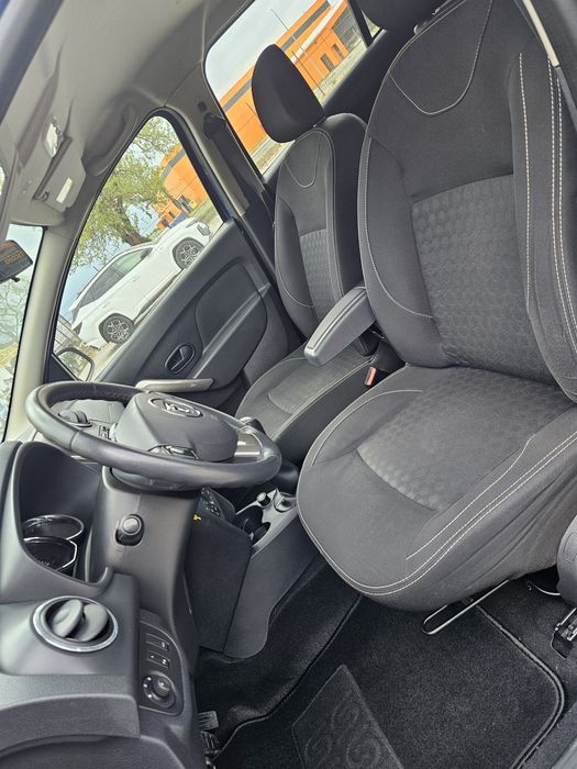 Dacia Logan Break 2013 Prestige Navi Clima