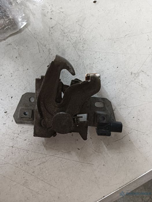 Incuietoare Capota Volvo V50 (Mw, 545) [ 2003 - 2012 ]