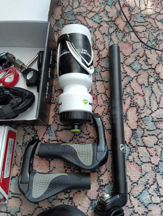 Lot Piese Bicicleta Accesorii Merida / Scott / Trek