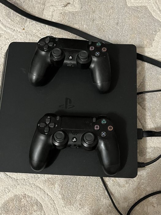 Sony PlayStation 4