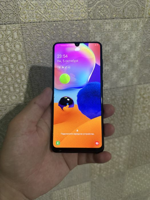 Samsung galaxy A31 продам