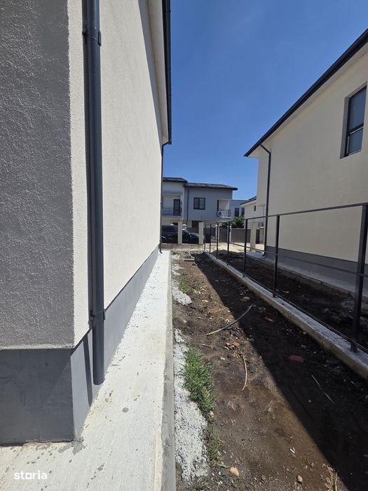 Vila Moderna-4 camere-Teren 250 mp-Bragadiru Leroy Merlin