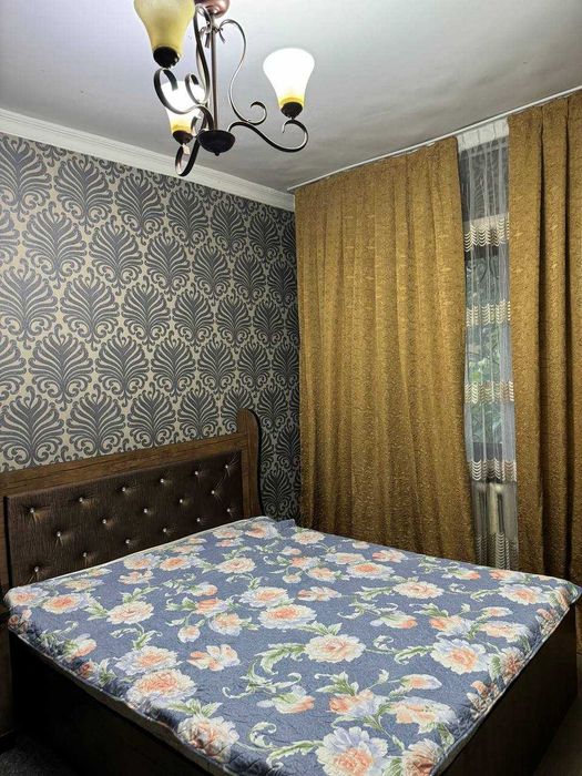 Продается своя Квартира 4 кмная, 3-этаж 5-этажного дома