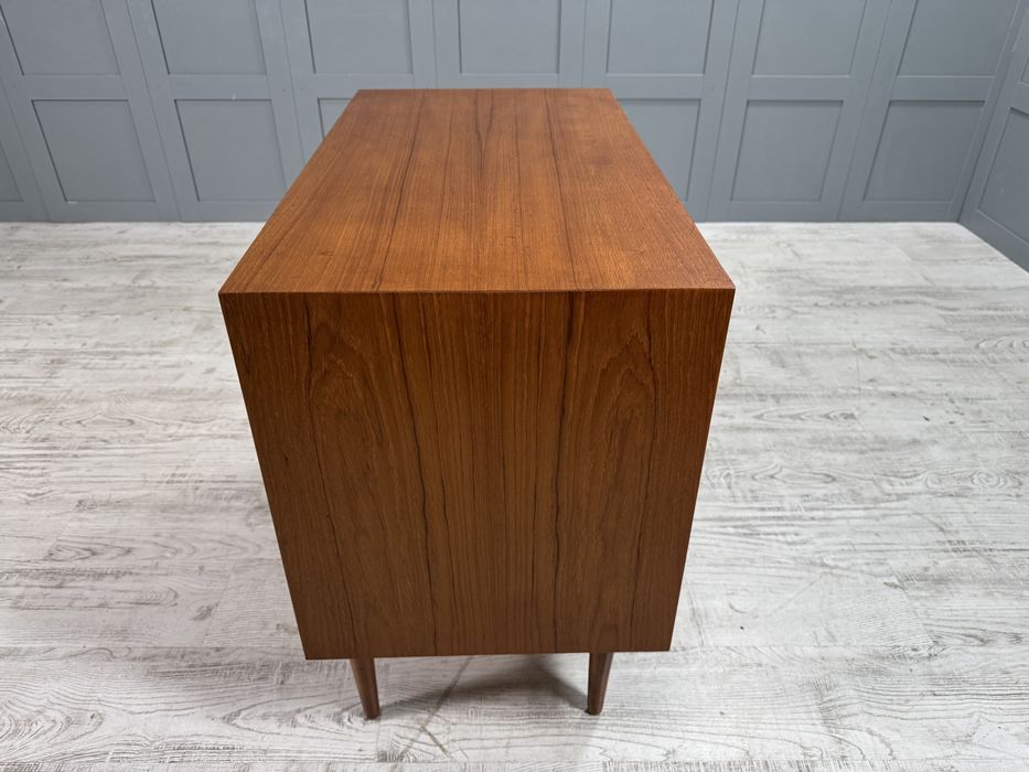 Шкаф - скрин от 60-те К093