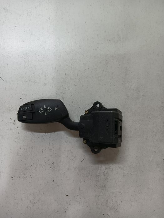 Maneta Semnalizare Bmw 5 E60 2001 - 2010 6924103B