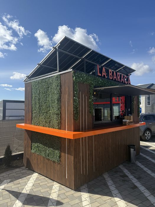 Riflaje decorative riflaj wpc nu mdf rezista la apa imitatie lemn si marmura alba fundal negru nu panză