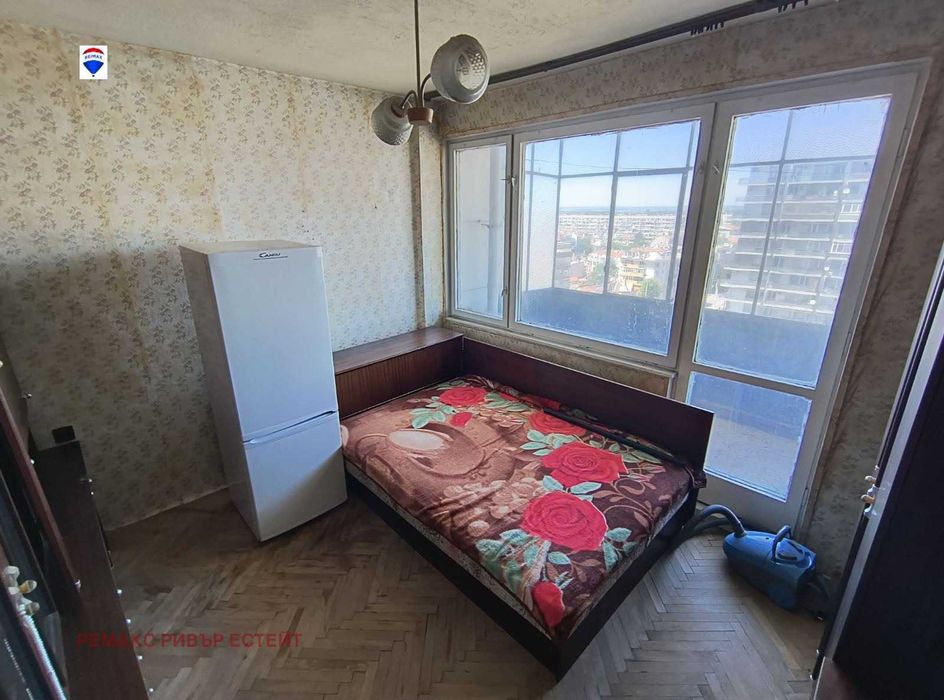 Продава се Тристаен апартамент в Русе, Широк център - 87 кв.м за 1034 €/кв.м - Снимка #10