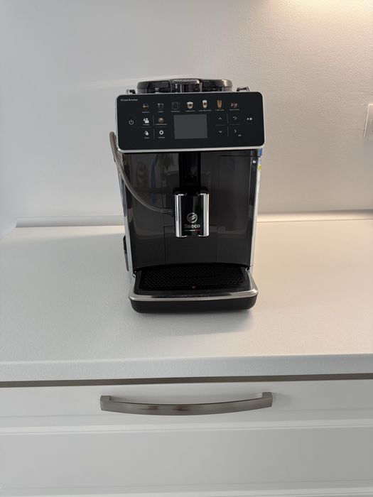Expressor SAECO GranAroma Automat, aparat de cafea cu spumant de lapte, SM6580/10