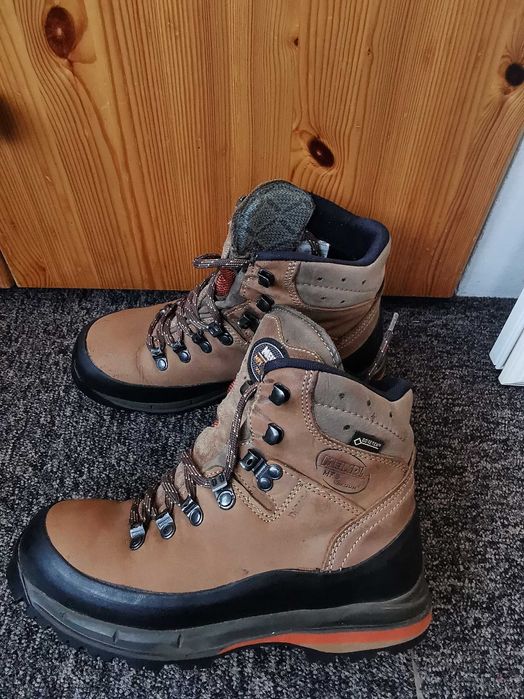 Bocanci trekking Meindl masura 38