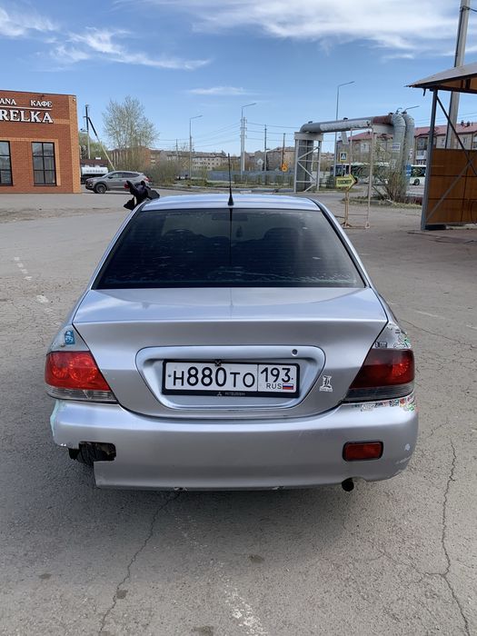 лансер 9 2005 год