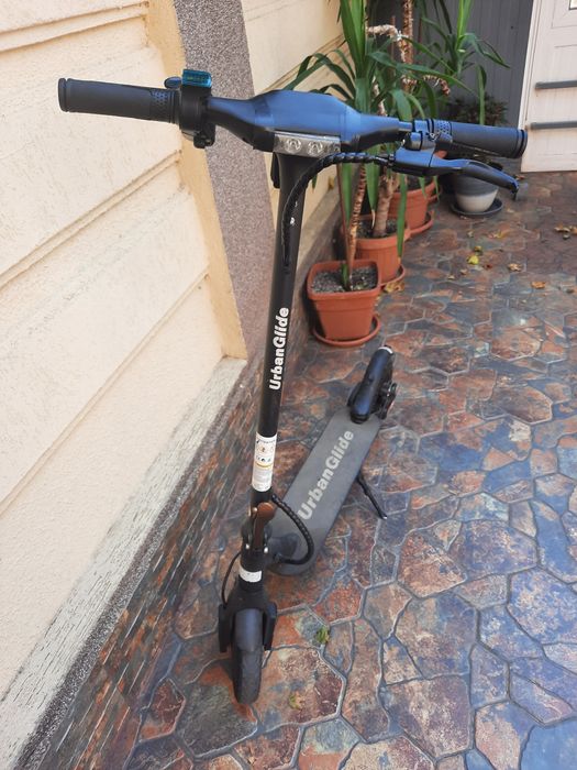 Vand trotineta electrica UrbanGlide Ride 100XS in stare buna de functionare!!