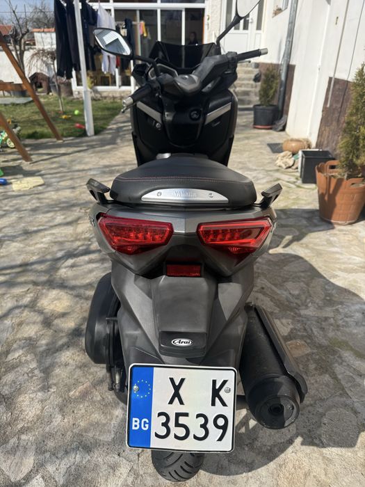 Yamaha X-max 125