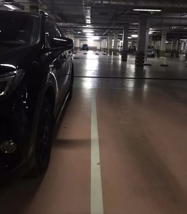 Продам ПАРКИНГ жк Триумфальная Арка