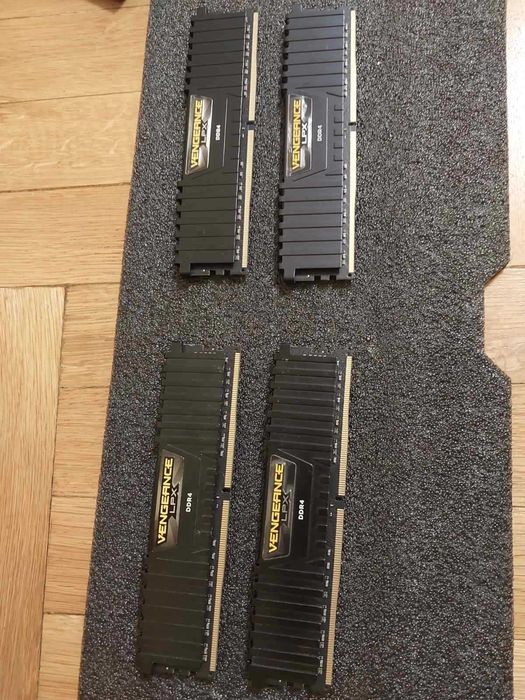 64GB DDR4 2666mhz CL16 - Corsair Vengance LPX