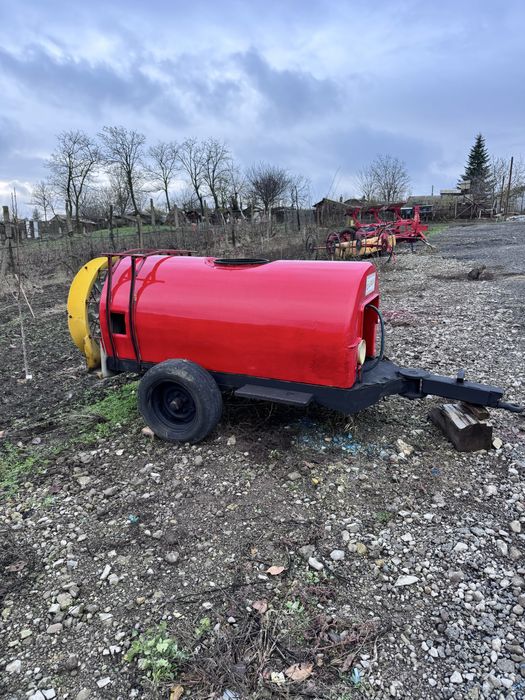 Vand atomizor pentru livada