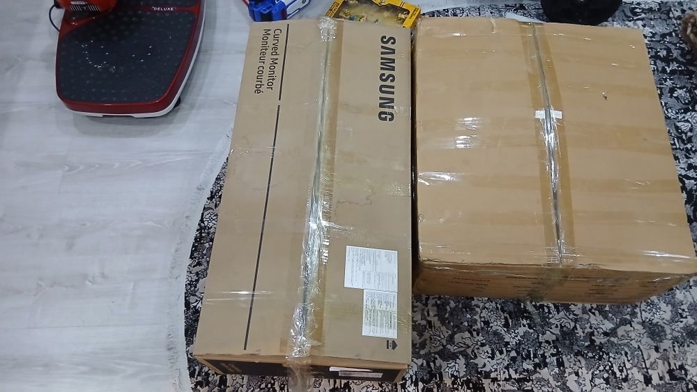 Samsung  C34 CURVED Monitor Bloody GH-30