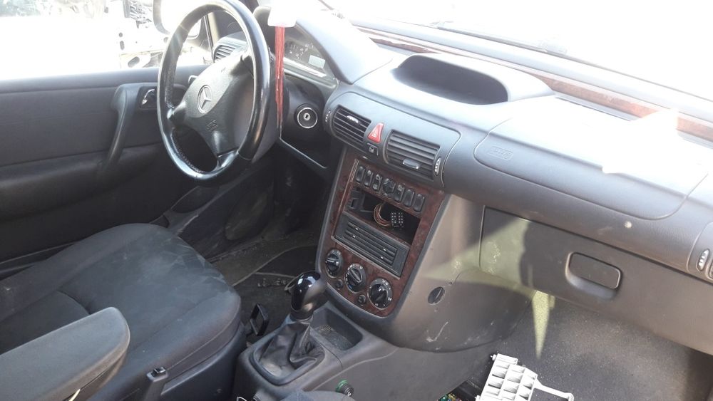 мерцедес ванео 1.9 бенз. mercedes vaneo 1.9 Benz. само на части