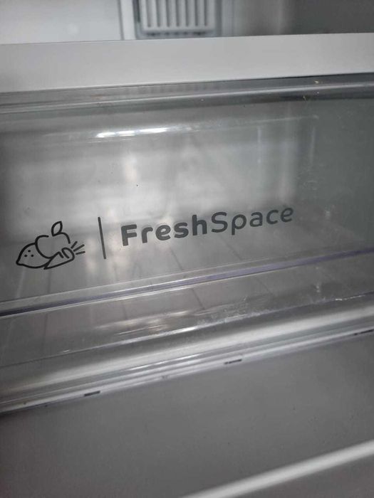 Холодильник INDESIT