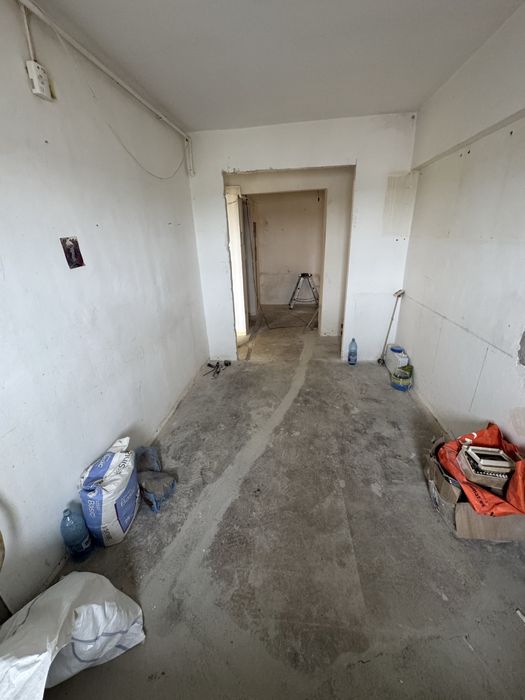 Apartament 3 camere Centru Macu