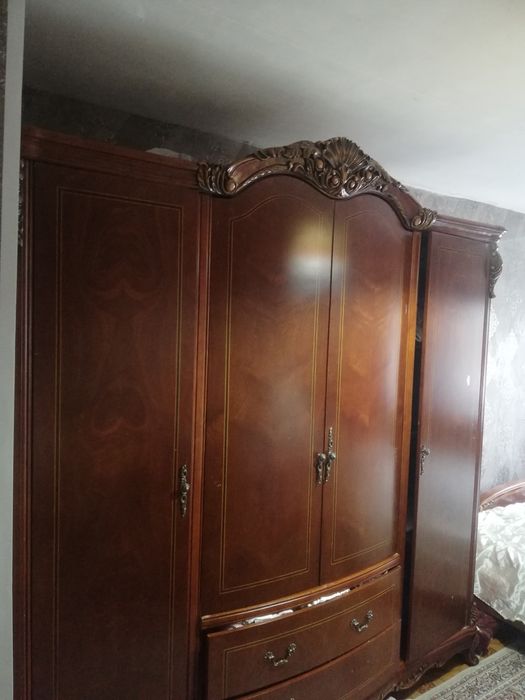 Шкаф продается самовывоз