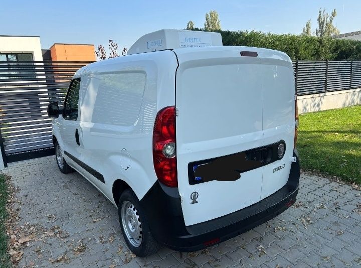 Vand fiat doblo cu frig