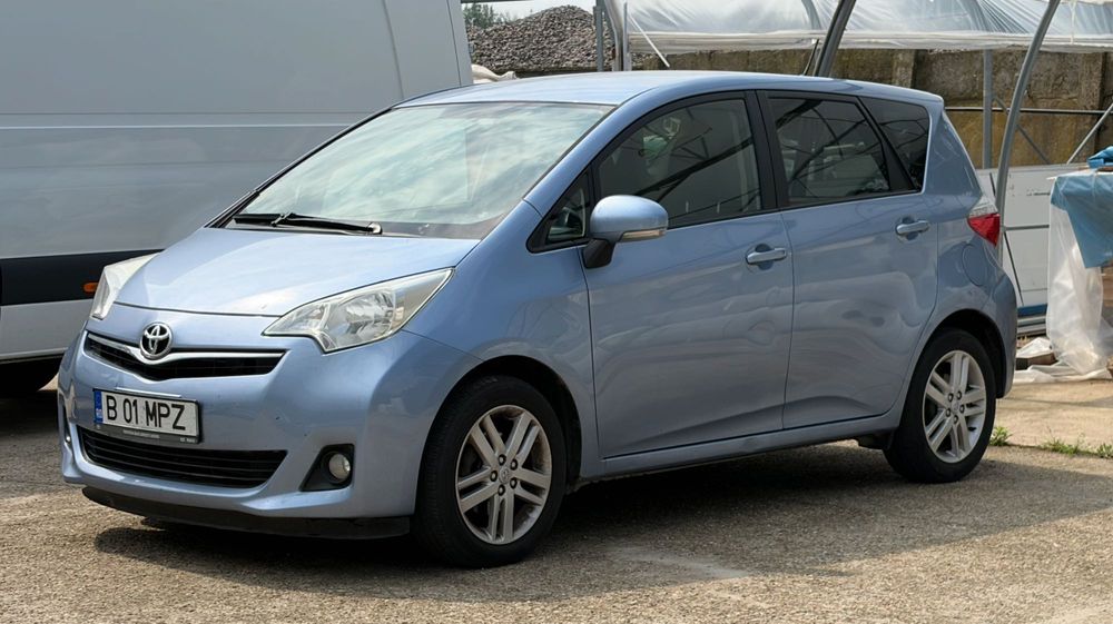 TOYOTA Verso 2012