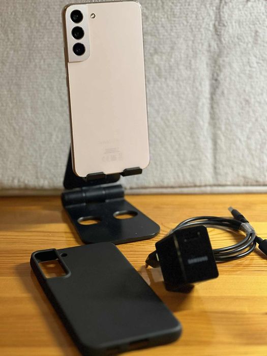 Възможен бартер/ Samsung Galaxy S22 plus - 256GB