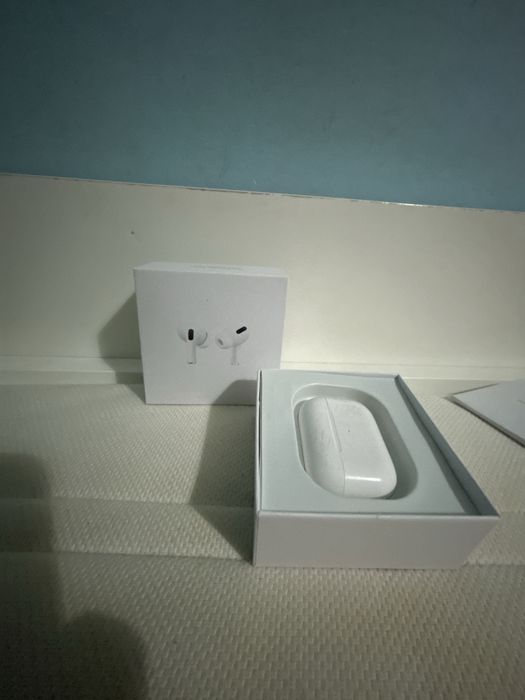 Air pods pro продавам