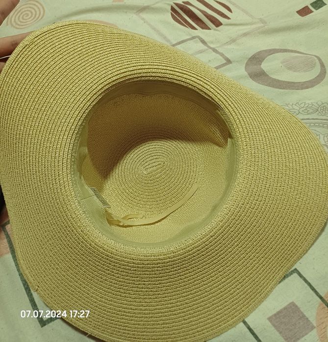 Шляпа совершенно новая