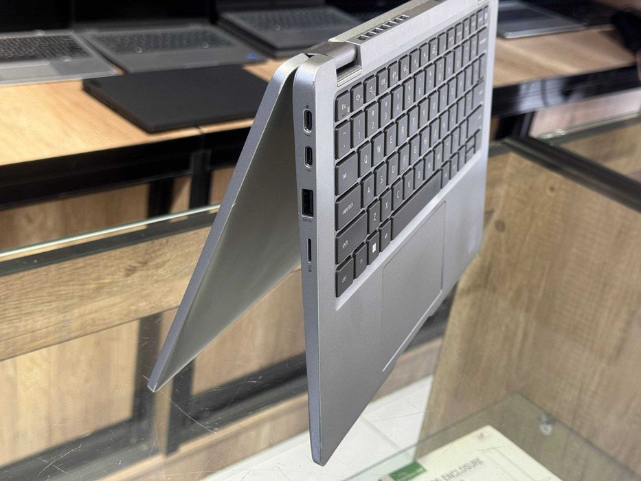 DELL Latitude 5320 2-in-1 Core i5-1145G7 озу8гб 256ssd сенсорный