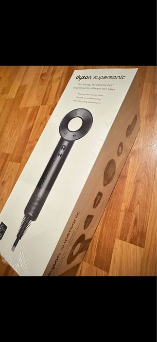 Uscator Dyson supersonic