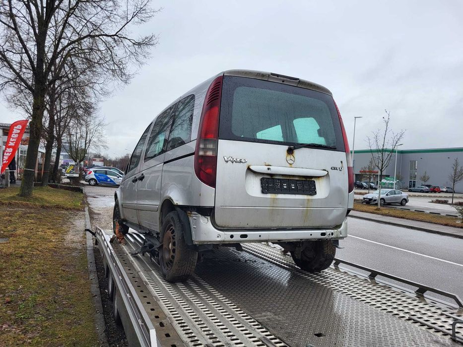 Мерцедес Ванео 1.7 ДИЗЕЛ 2004 ГОД. ЗА ЧАСТИ