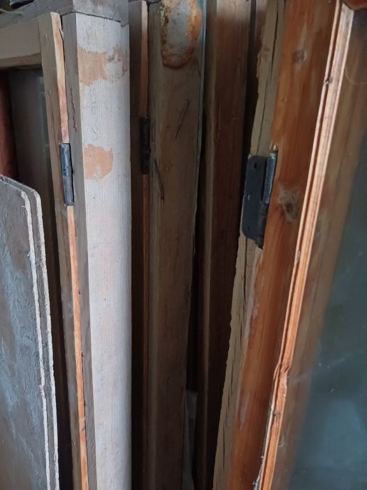 Окно из деревьянный