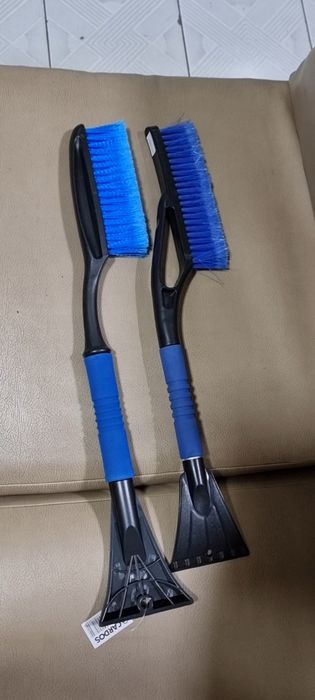 Щётка от снега и льда премиального качества  К2