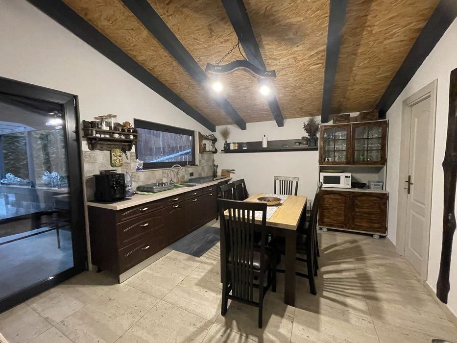 Cabana de inchiriat Rastolita.Valea Muresului .