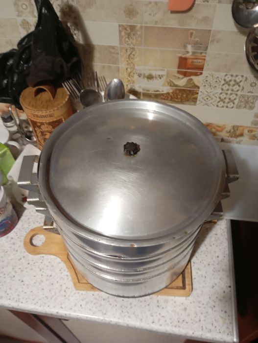 Кухонная посуда .