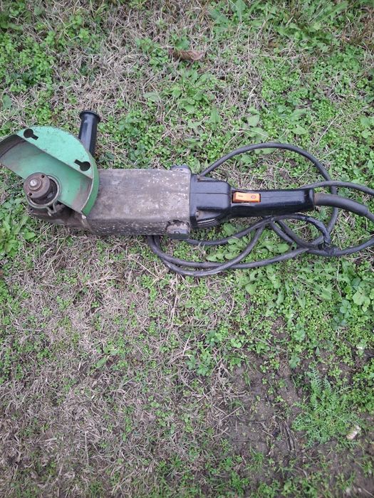 Продавам голям  ъглошлайф.