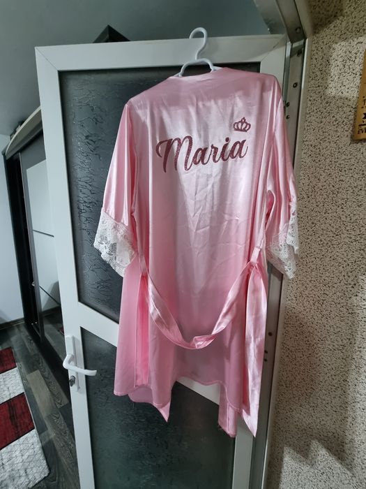 Halat mireasa si domnisoară de onoare sau chiar fiica!