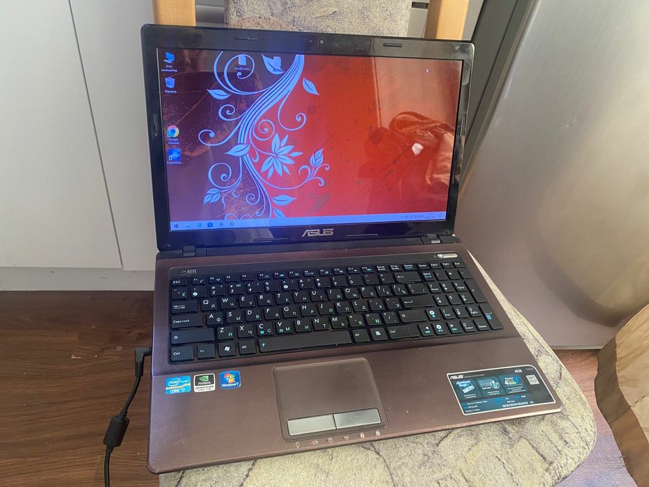 ASUS intel core i7/Nvidia GeForce/SSD/ozu 8GB