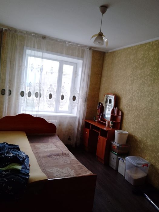 Продам квартиру 4 комнатную