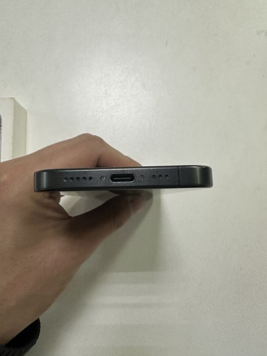 Продам айфон 15 про 128 гб