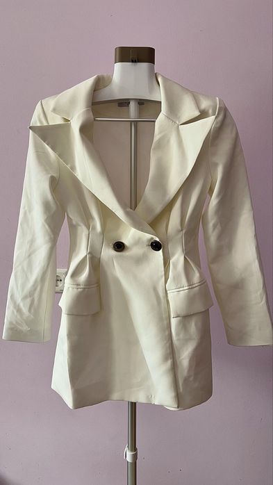 Костюмы, брюки и пиджаки