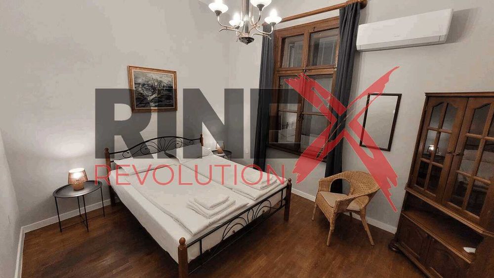 Дава се под наем Тристаен апартамент в Пловдив, Кършияка - 130 кв.м за 1100 € - Снимка #9