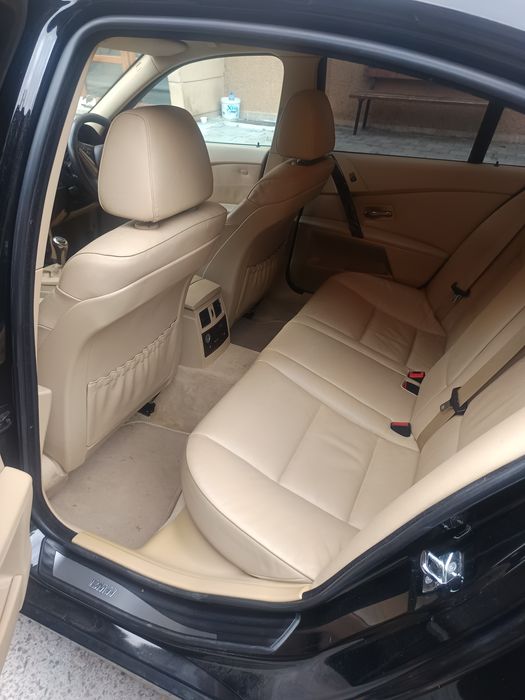 BMW E60 523i Десен волан