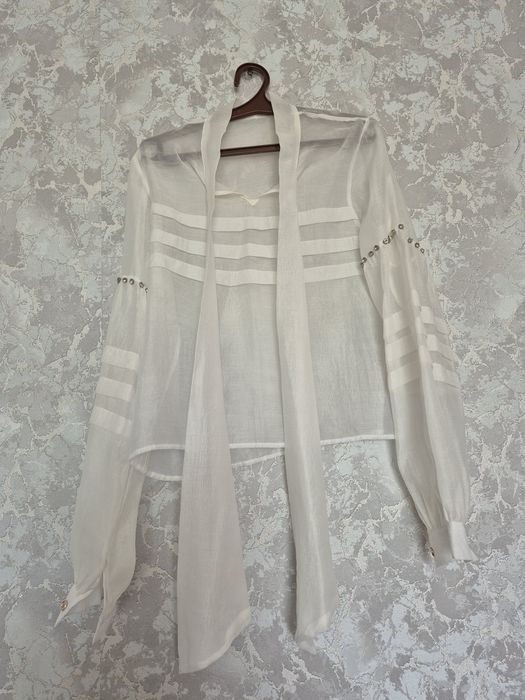 Көйлектер мен блузкалар