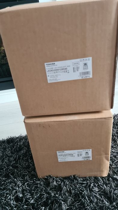 Proiector led toshiba