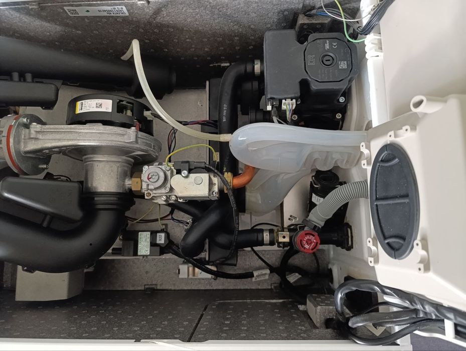 Remeha calenta 40kw sotiladi
